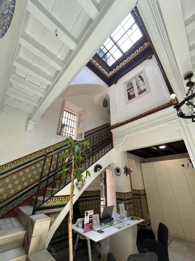 Hostal Atenas Севиля Екстериор снимка
