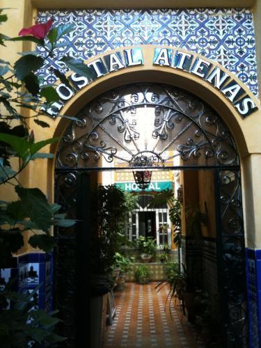 Hostal Atenas Севиля Екстериор снимка